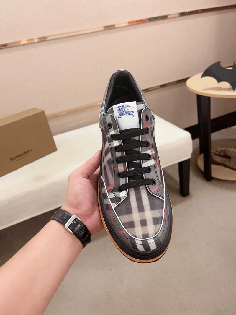 Burberry Low Shoes